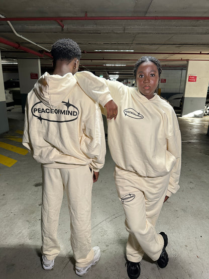 PEACEFUL HOODIE BONE